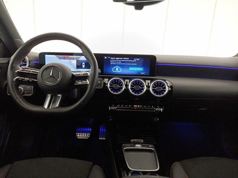 Mercedes-Benz Classe A - W177 2023 A 250 e phev AMG Line Advanced Plus Digital Edition auto