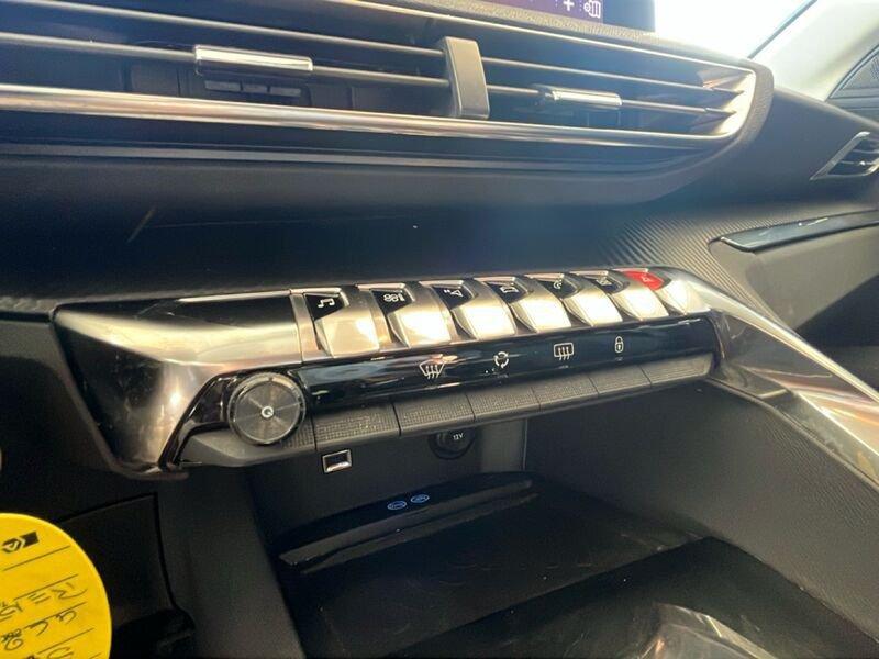 Peugeot 5008 BlueHDi 130 Allure S/S * AUTOCARRO