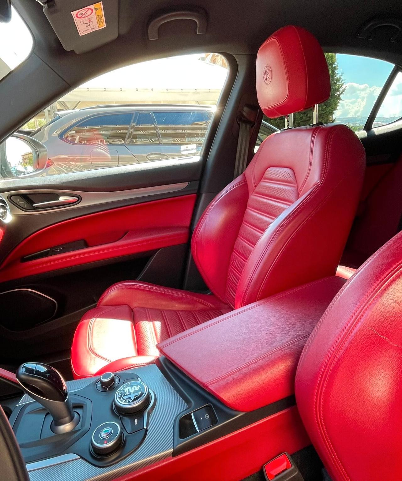 Alfa Romeo Stelvio 2.2 210 CV AT8 Q4 Veloce