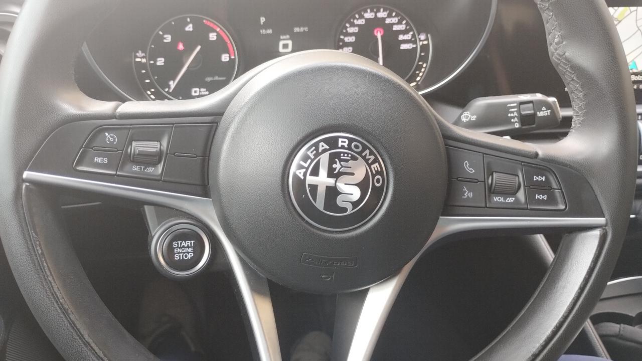 Alfa Romeo Giulia 2.2 Turbodiesel 180 CV AT8 Super