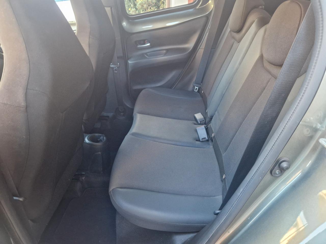 Toyota Aygo X 1.0 72cv Lounge - 1 Propr. - Tagliandi Certificati