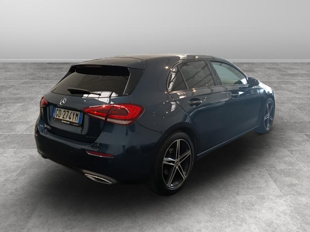 Mercedes-Benz Classe A - W177 2018 - A 180 d Sport auto