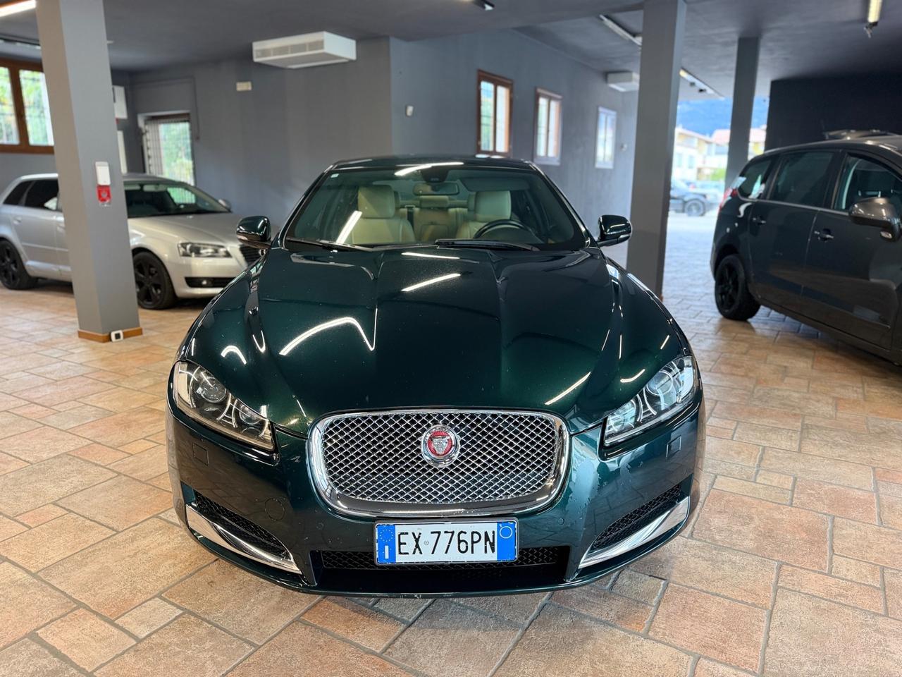 Jaguar XF 2.2 D 200 CV Business Edition
