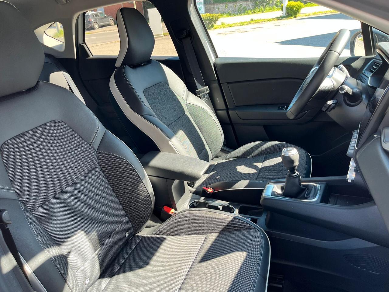 Renault Captur TCe 100 CV GPL Intens