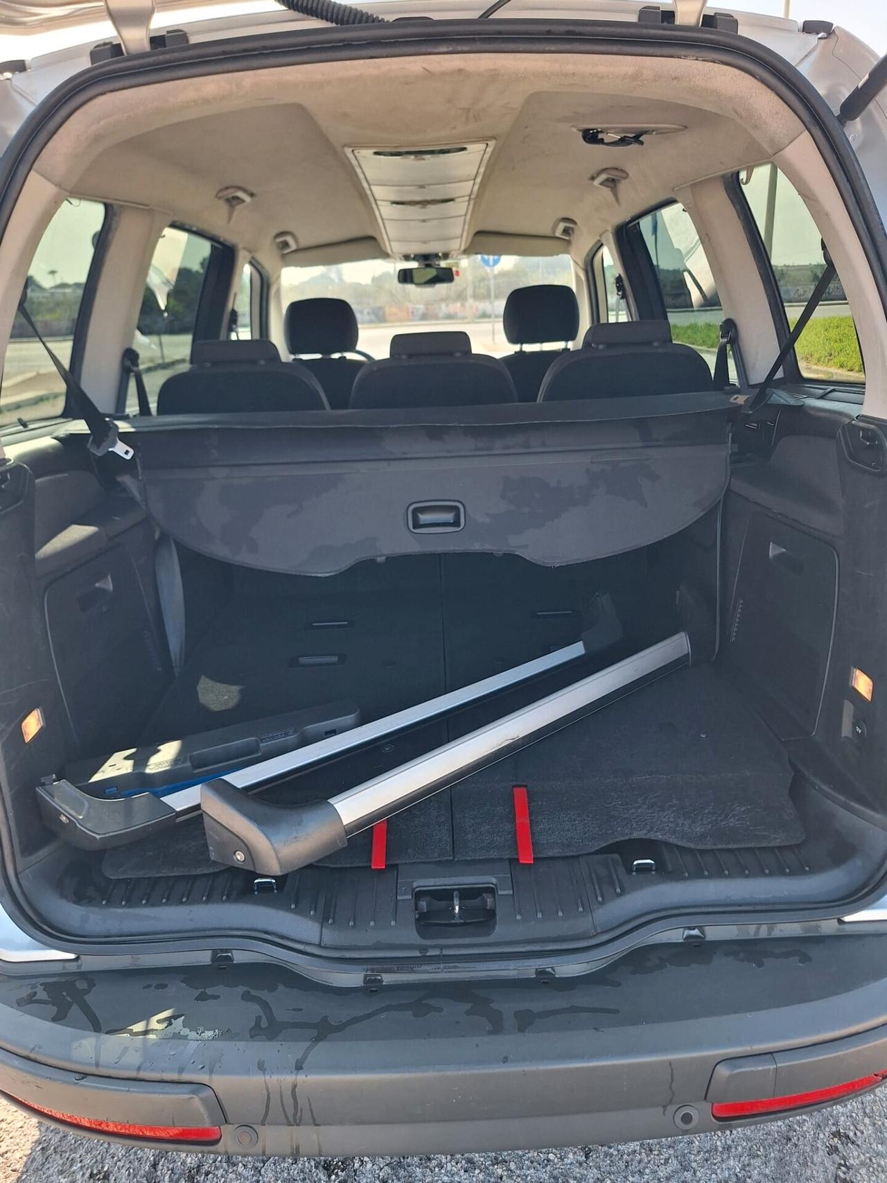 Ford Galaxy 2.0 TDCi 140CV Titanium - 2010