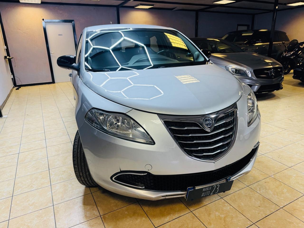 Lancia Ypsilon 1.2 69 CV 5 porte GPL Ecochic Platinum*NEOPATENTATI*