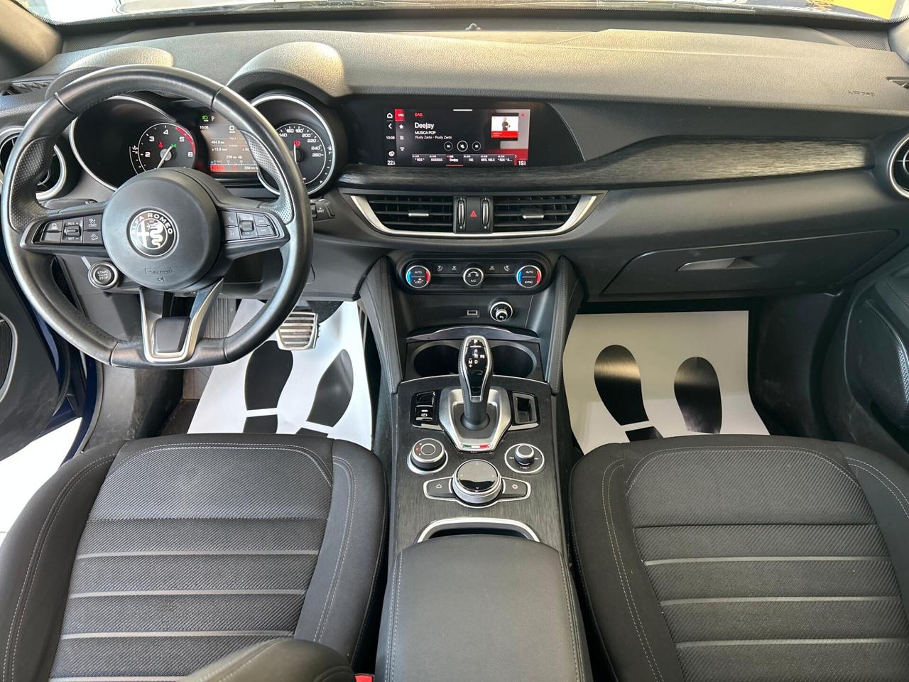 Alfa Romeo Stelvio 2.2 Turbodiesel 160 CV AT8 RWD Business