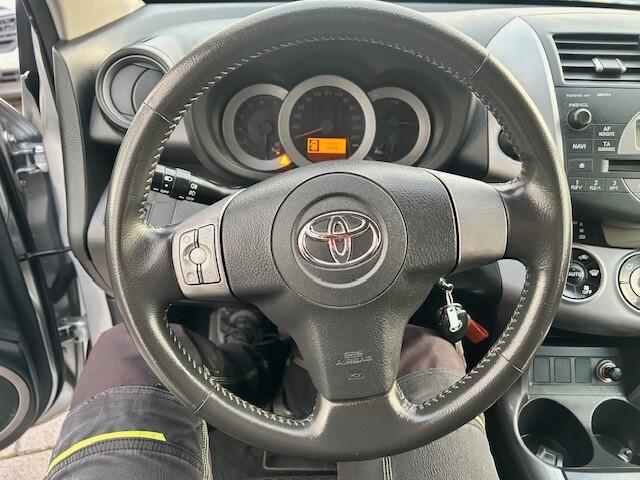 Toyota RAV 4 RAV4 2.2 D-4D 136 CV DPF Sol