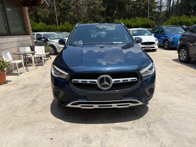 MERCEDES-BENZ GLA 200 d Automatic