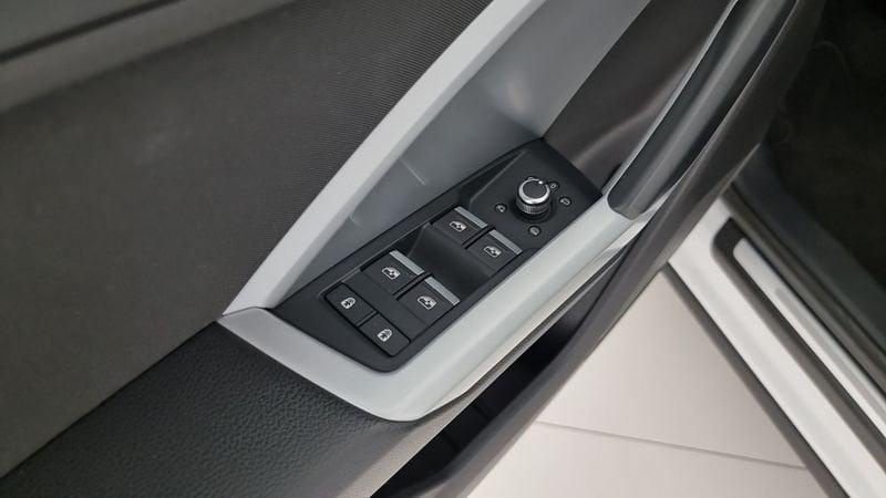 Audi Q3 Q3 35 TDI S tronic Business Advanced