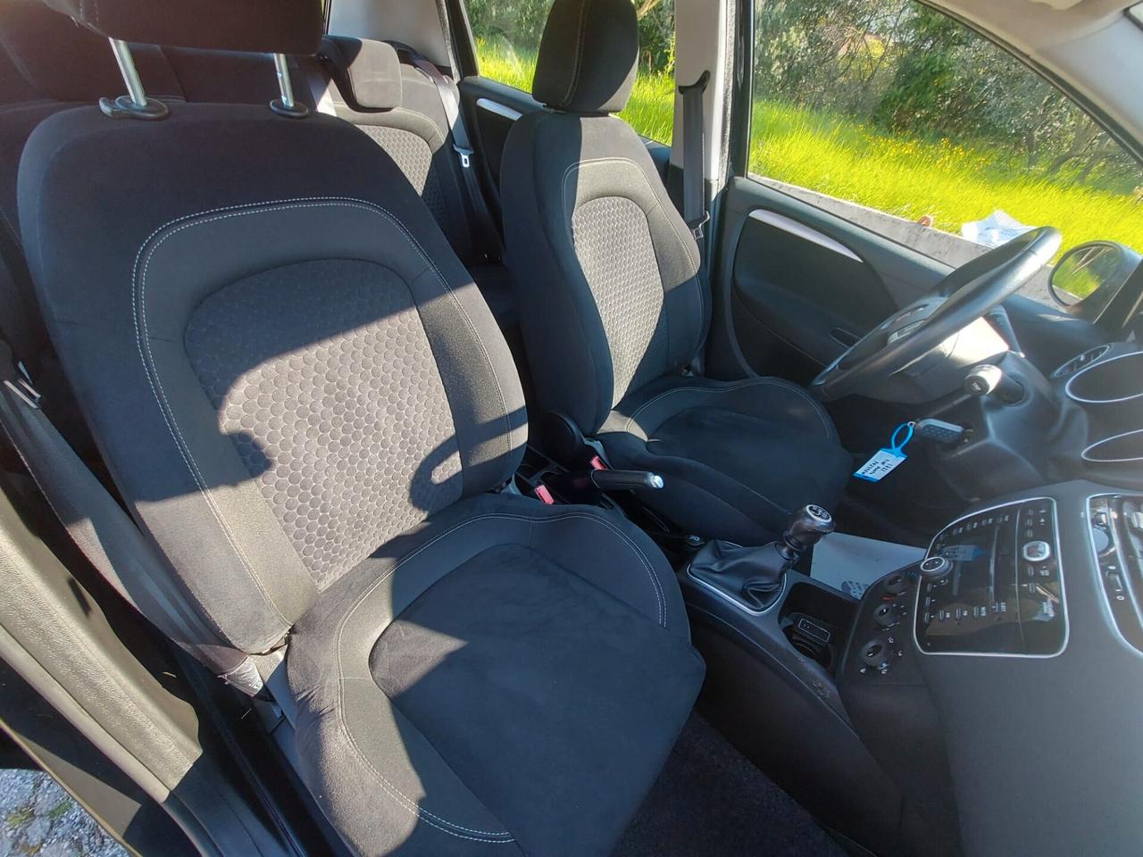 Fiat Punto 1.2 Lounge 69CV -IN ARRIVO-