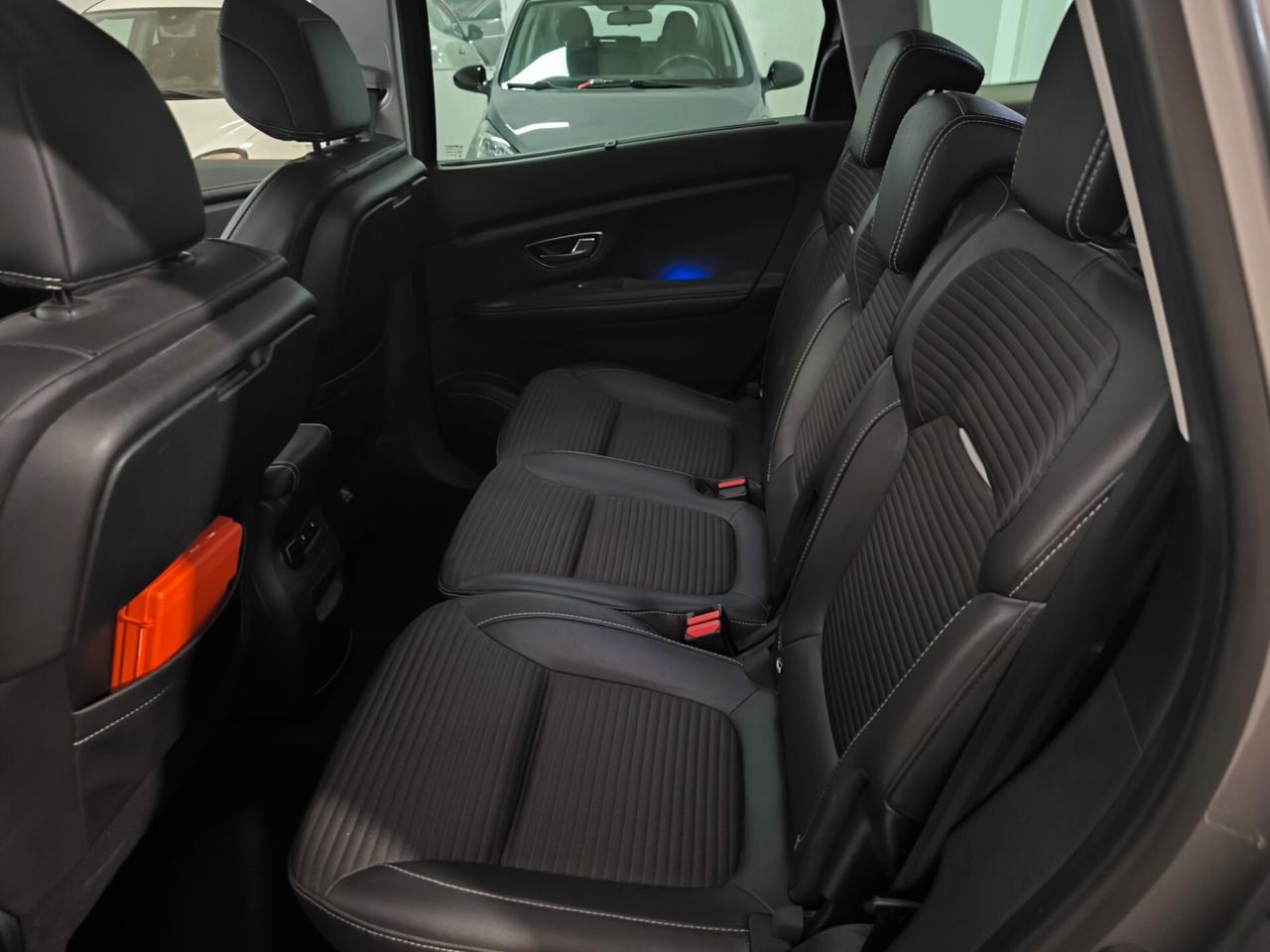 Renault Grand Scénic dCi 110 CV EDC 7 Posti