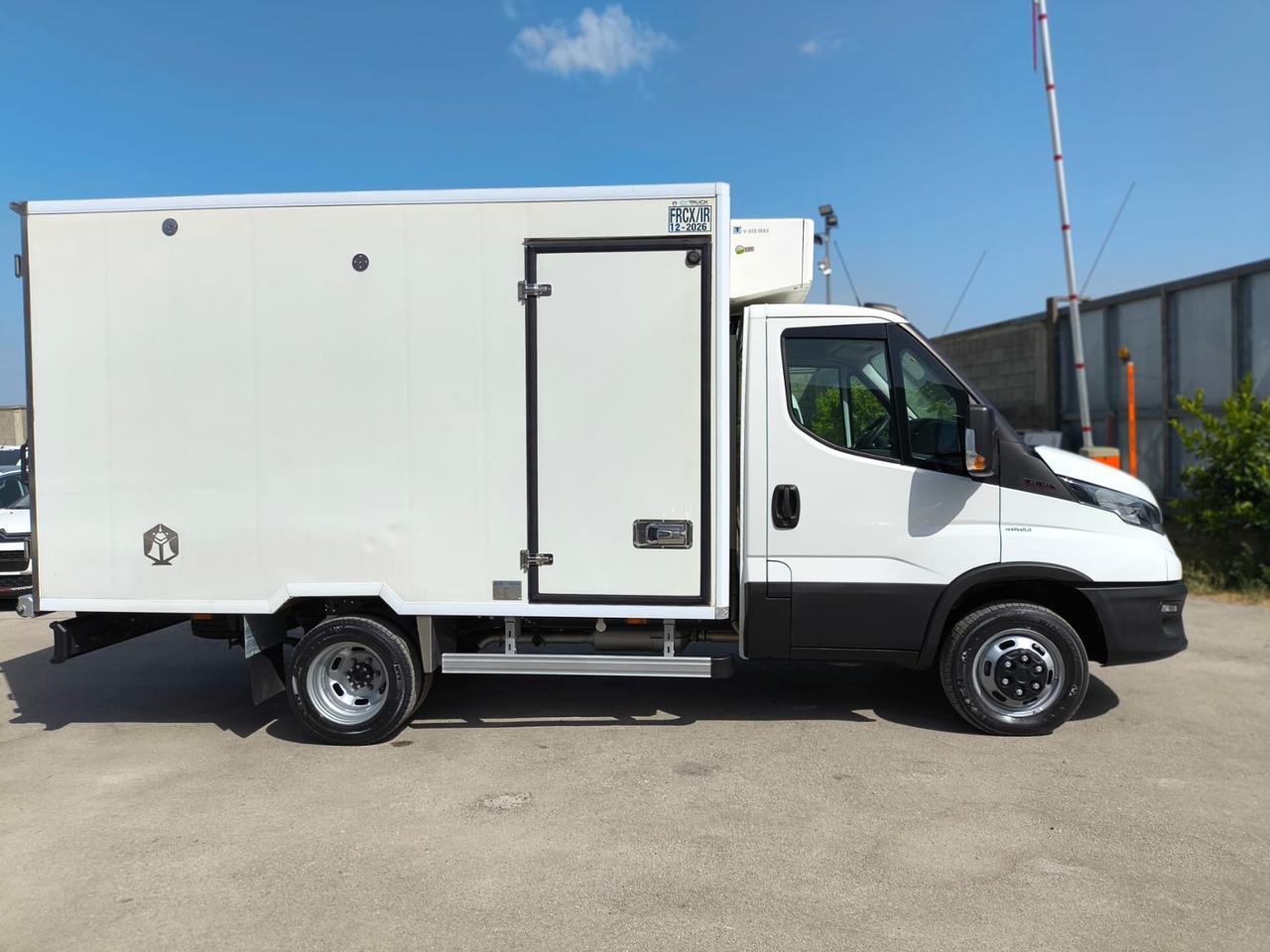IVECO DAILY 35C16 GRUPPO E FRIGO THERMOKING STRADA RETE 380 V. RIF:3525