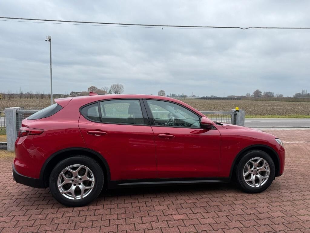 Alfa Romeo Stelvio 2.2 Turbodiesel 160 CV AT8 RWD Business