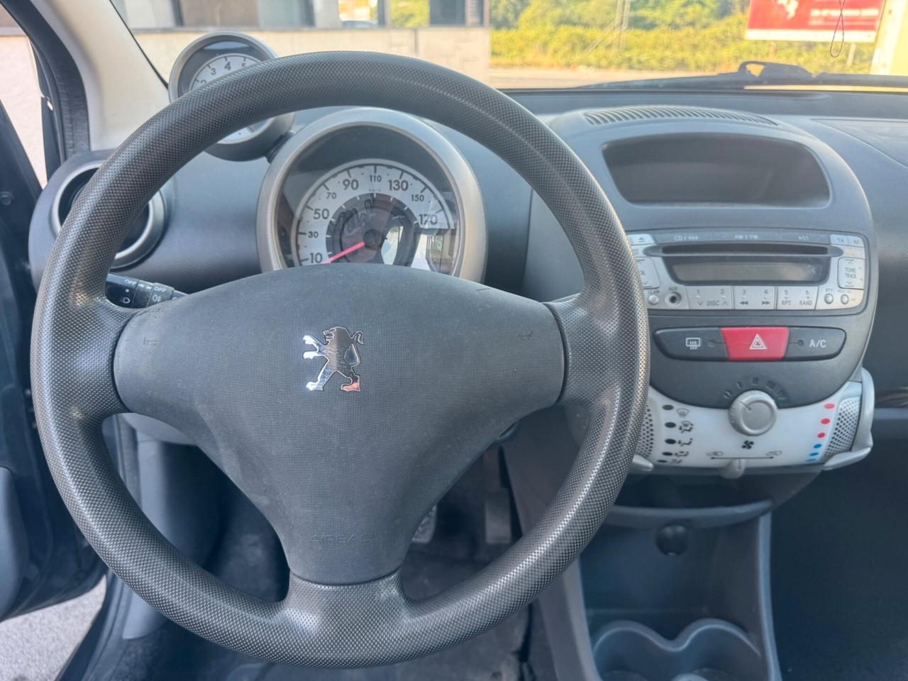 Peugeot 107 1.0 68CV 5p. Sweet Years