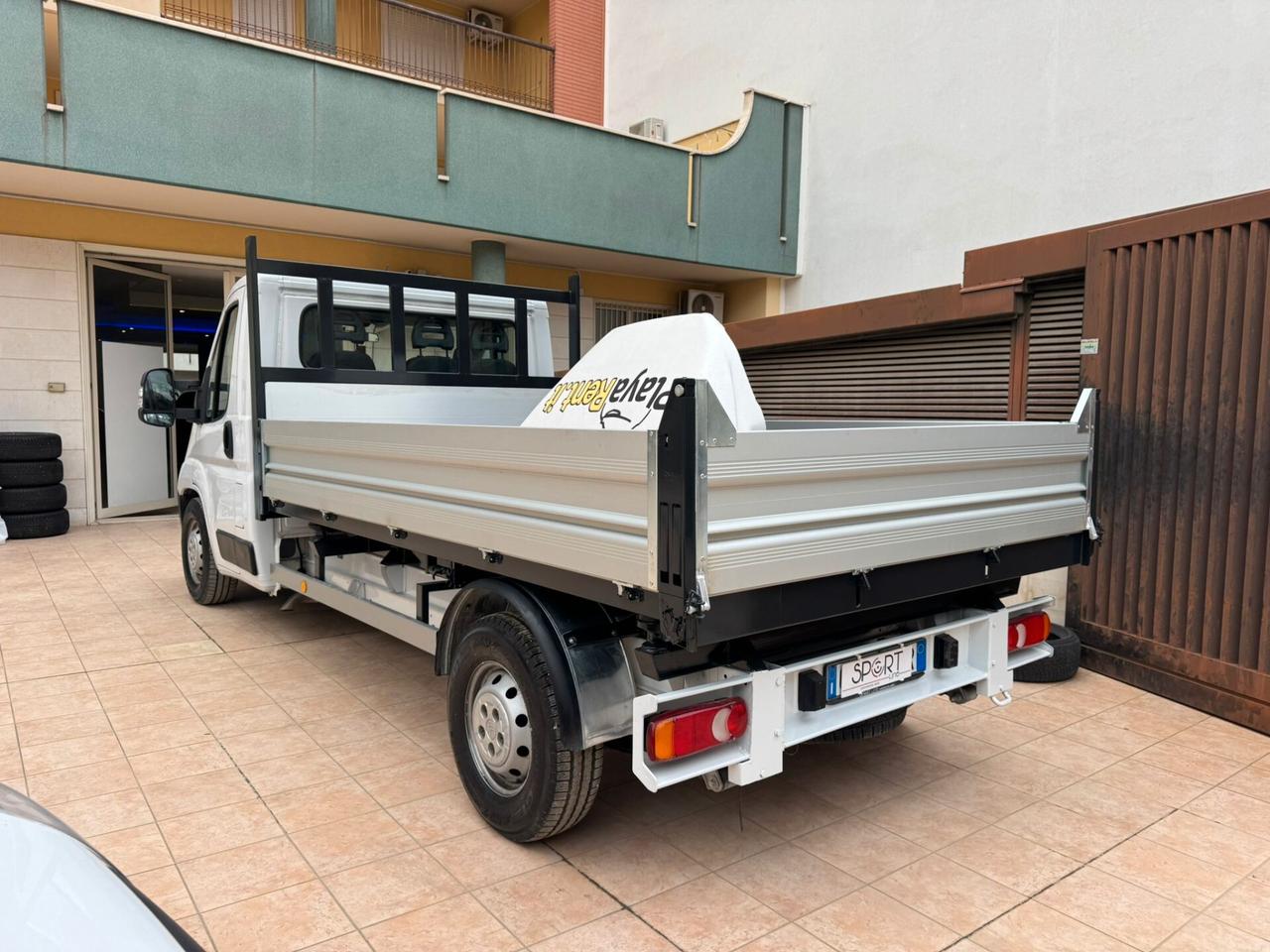 Citroen JUMPER 2.2 140CV RIBALTABILE TRILATERALE