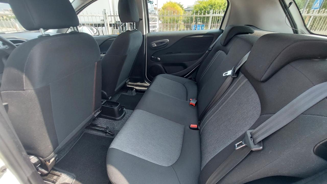 Fiat Punto 1.2 8V 5 porte Street