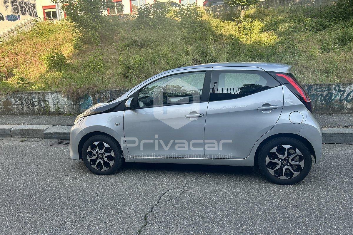 TOYOTA Aygo Connect 1.0 VVT-i 72 CV 5 porte x-play