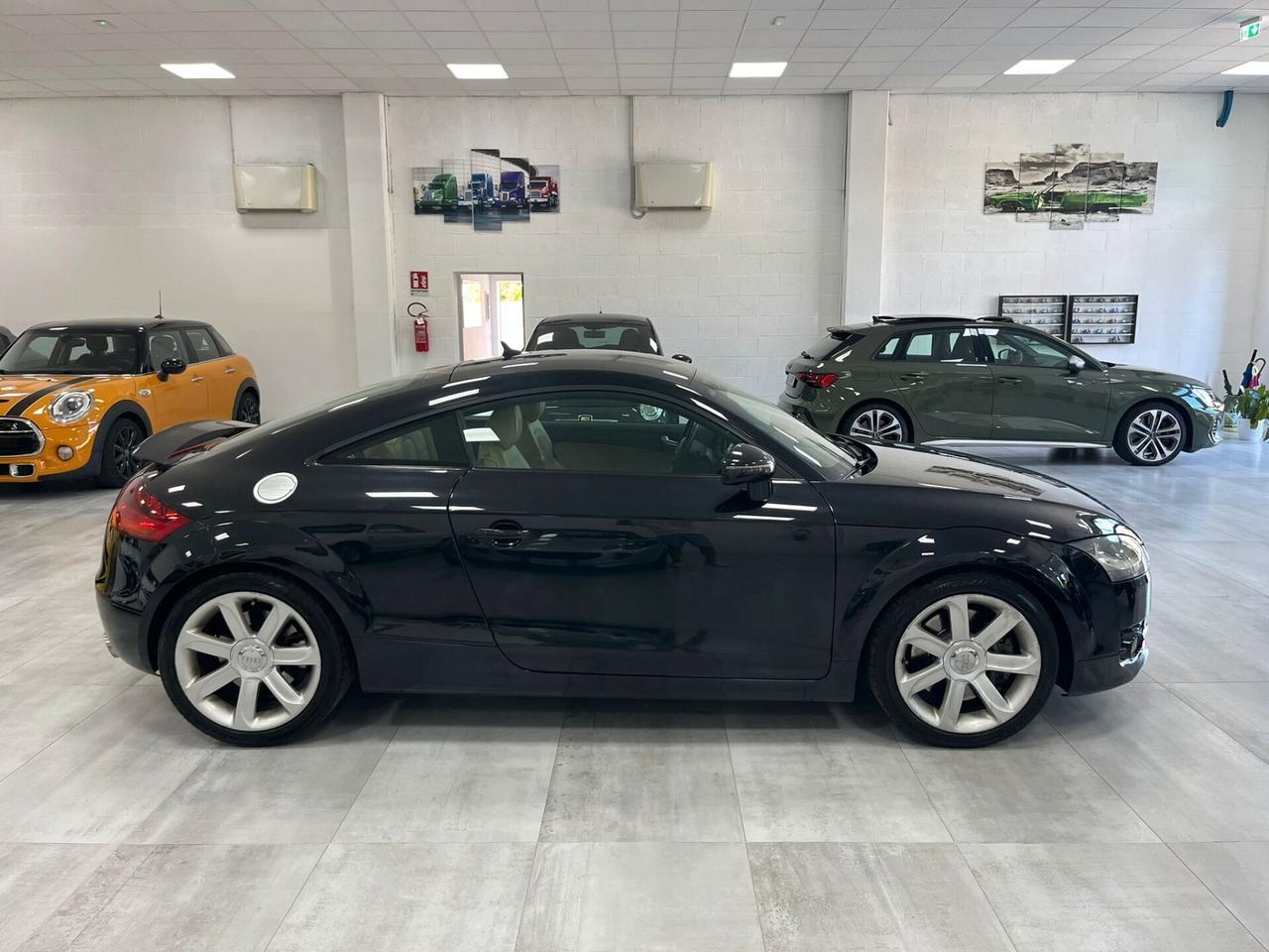 Audi TT 3.2 V6 quattro dsg