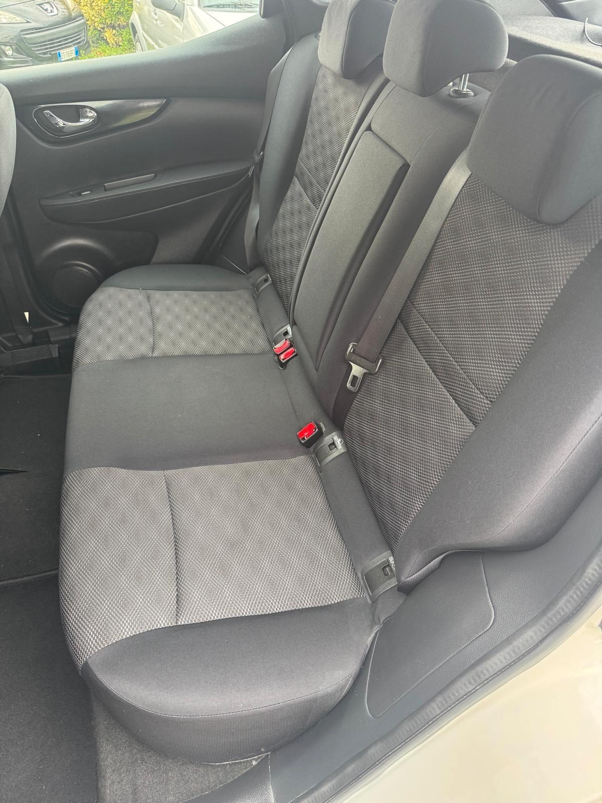 Nissan Qashqai 1.5 dCi Tekna