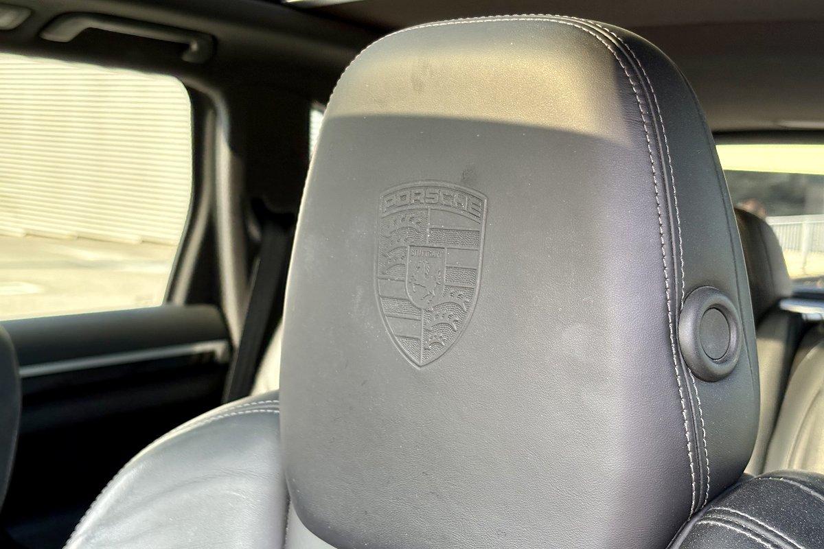 PORSCHE Cayenne 3.0 Diesel Platinum Edition