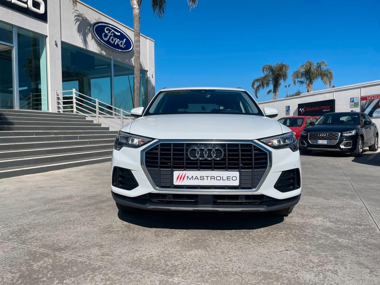 Audi Q3 35 TDI S tronic Business