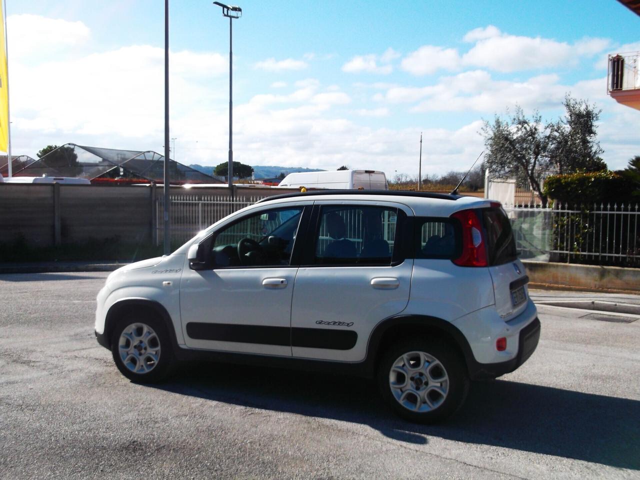 Fiat Panda Trekking4x2 Turbo Metano 2013