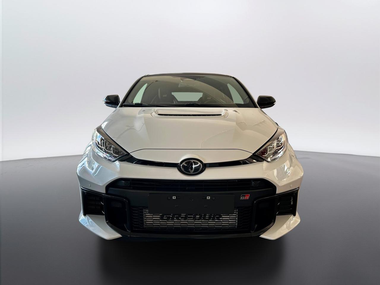 TOYOTA Yaris GR Aero Performance