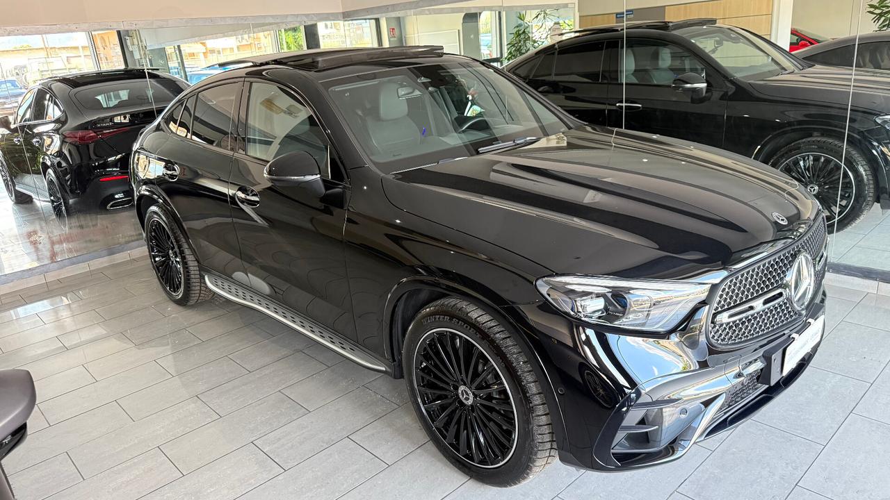 MERCEDES GLC 300 D COUPE' TETTO AMG