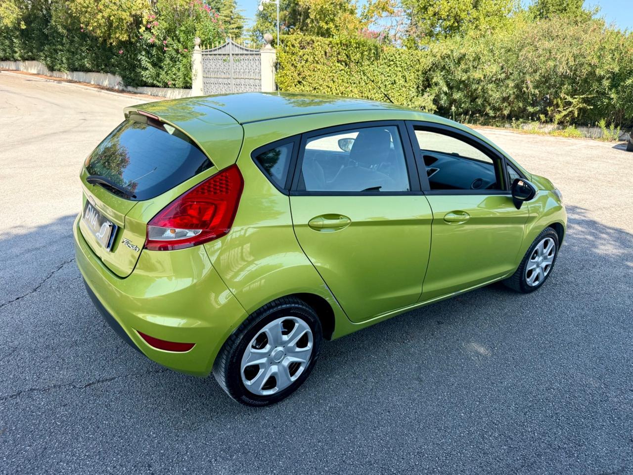 Ford Fiesta 1.2 benzina neopatentati UNIPRO