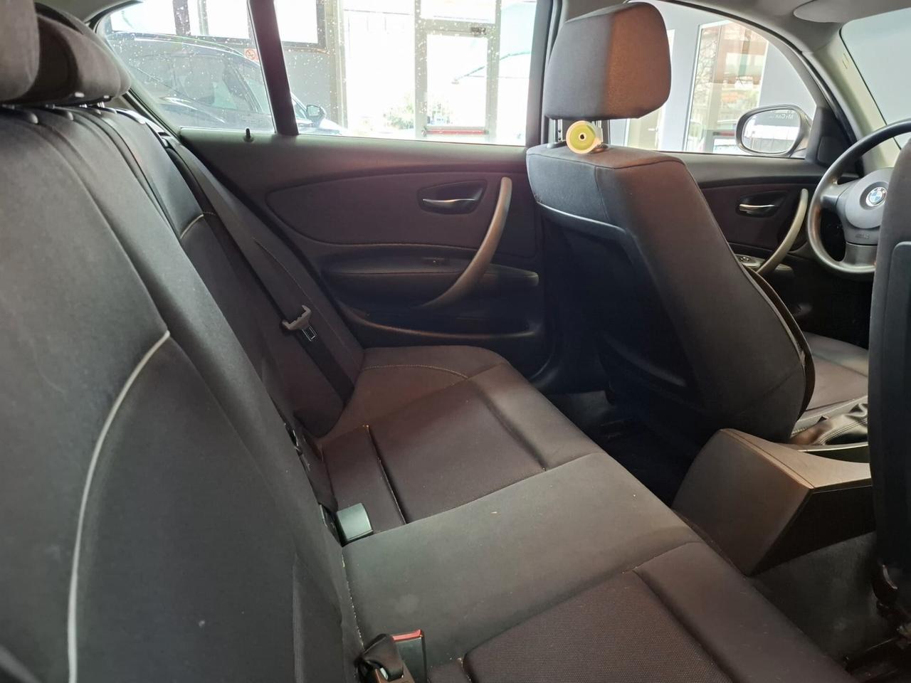 BMW 118 Diesel Manuale