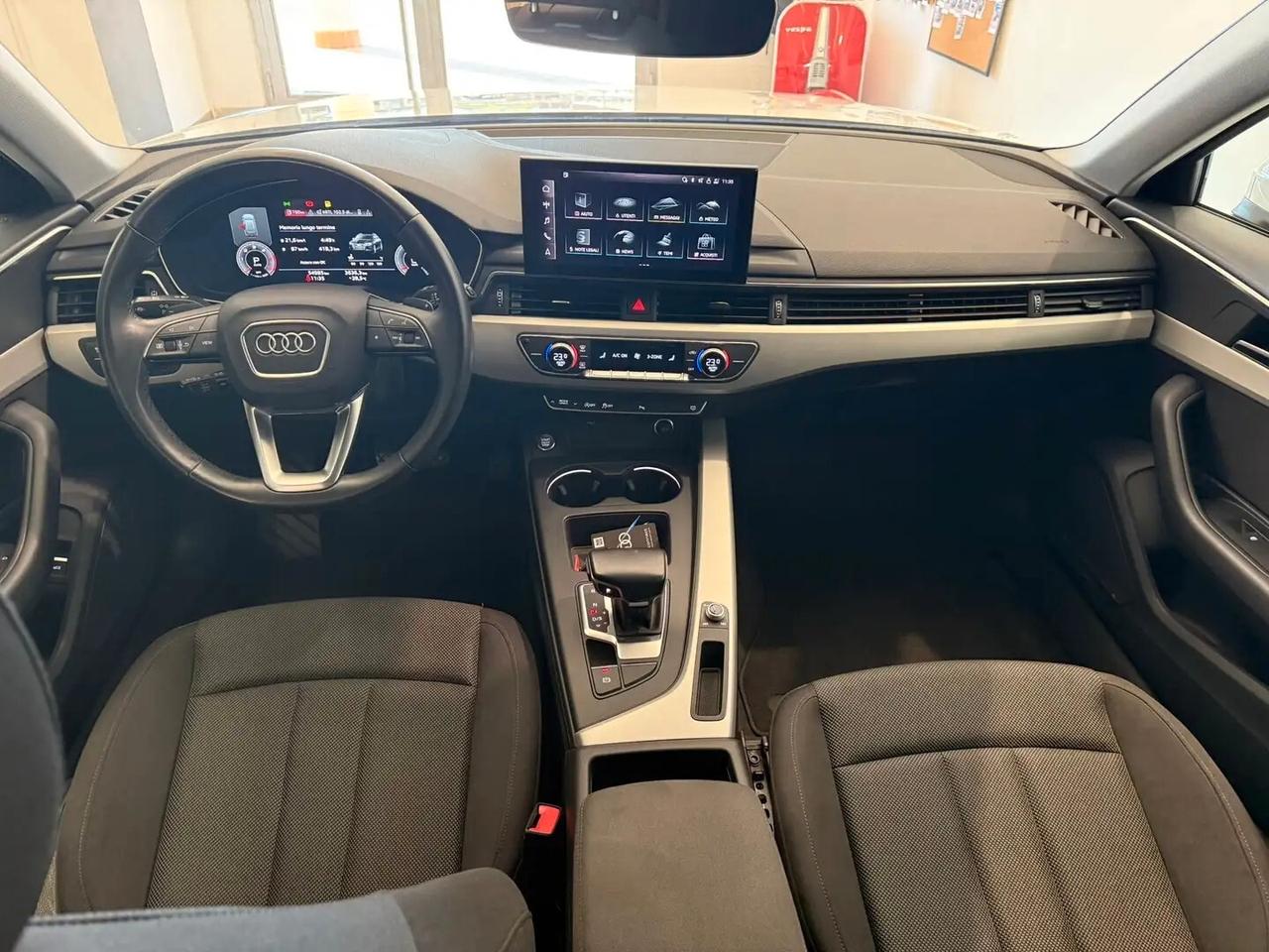 Audi A4 Avant 35 TDI/163 CV S tronic Business Advanced