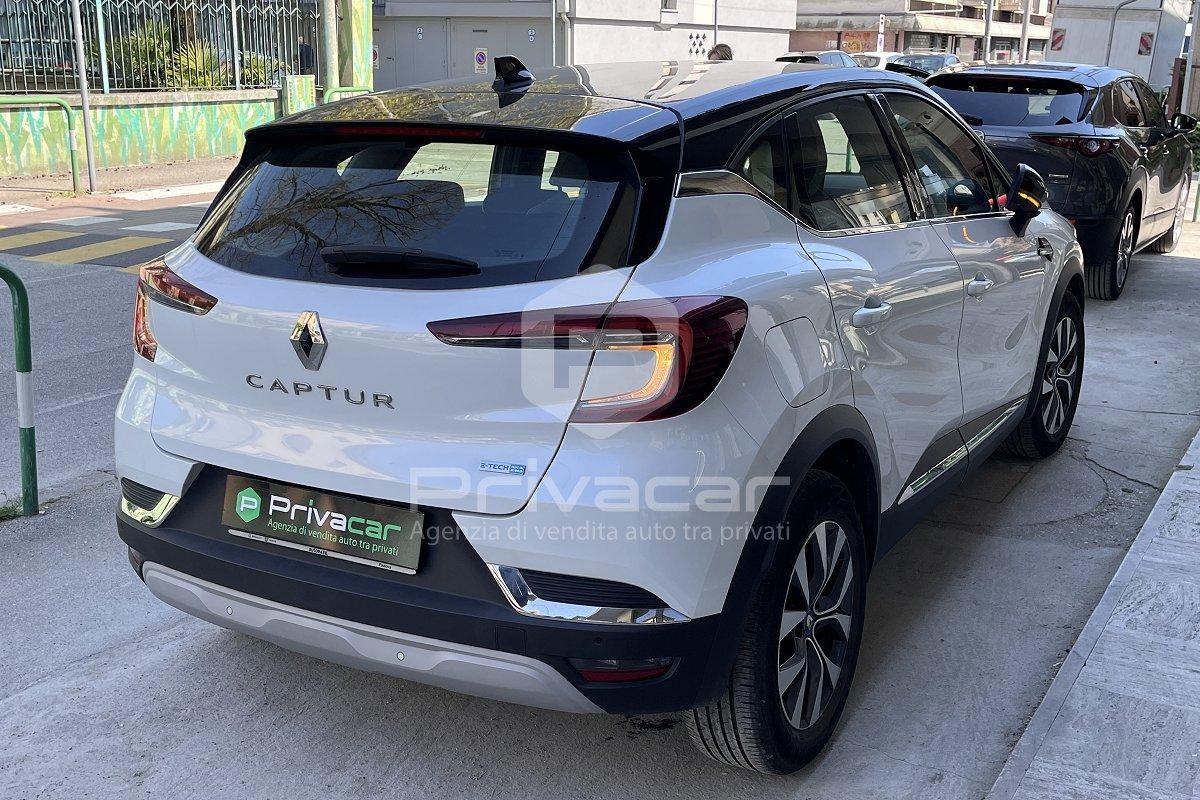 RENAULT Captur Plug-in Hybrid E-Tech 160 CV Intens