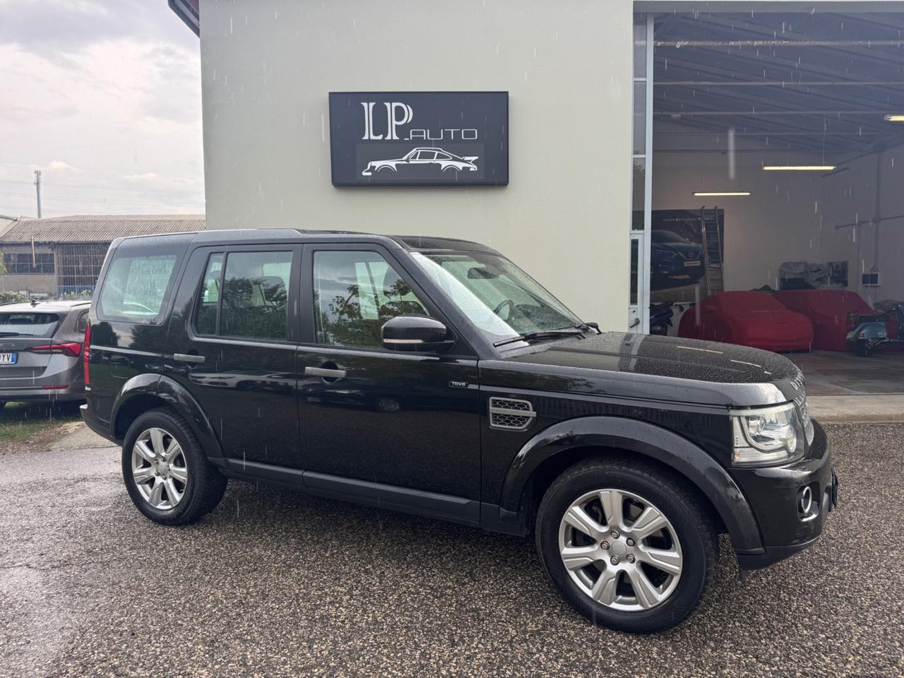Land Rover Discovery 2.0 TD4 180 CV HSE