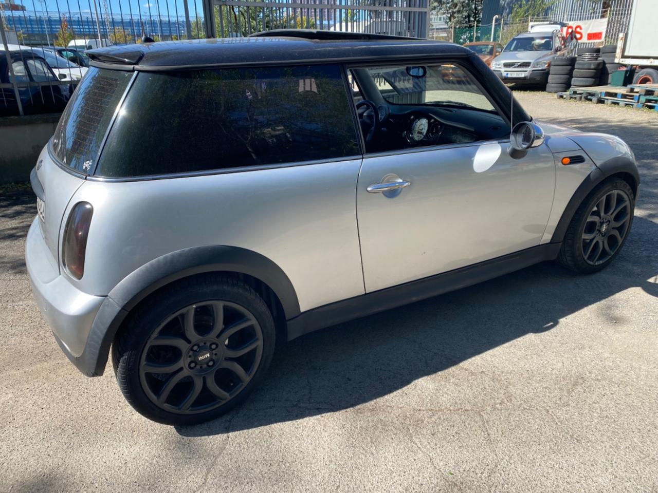 Mini Mini 1.4 tdi One D, allestimento COOPER S