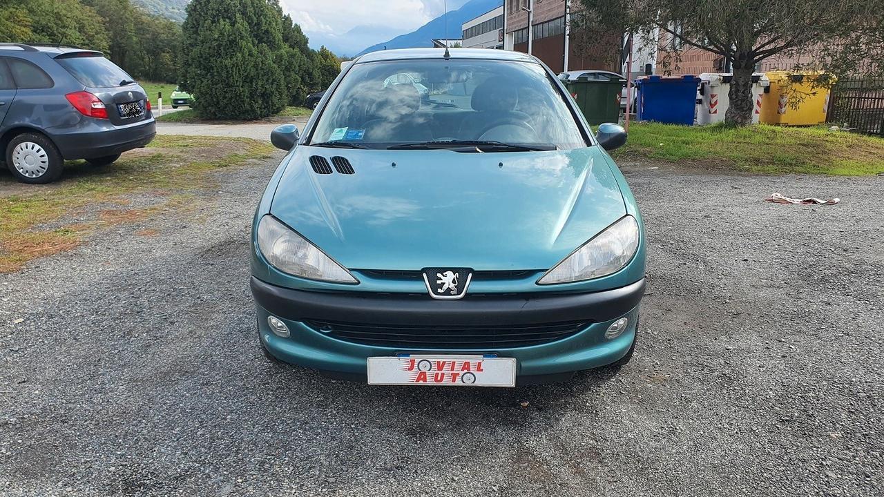 Peugeot 206 1.4 NEOPATENTATI