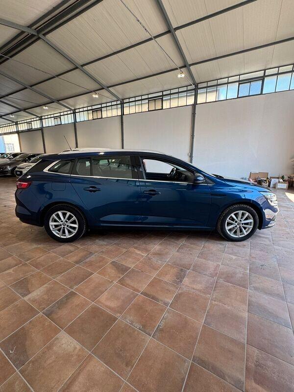 RENAULT MEGANE 1.5 SW AUTOMAT. AUTOCARRO