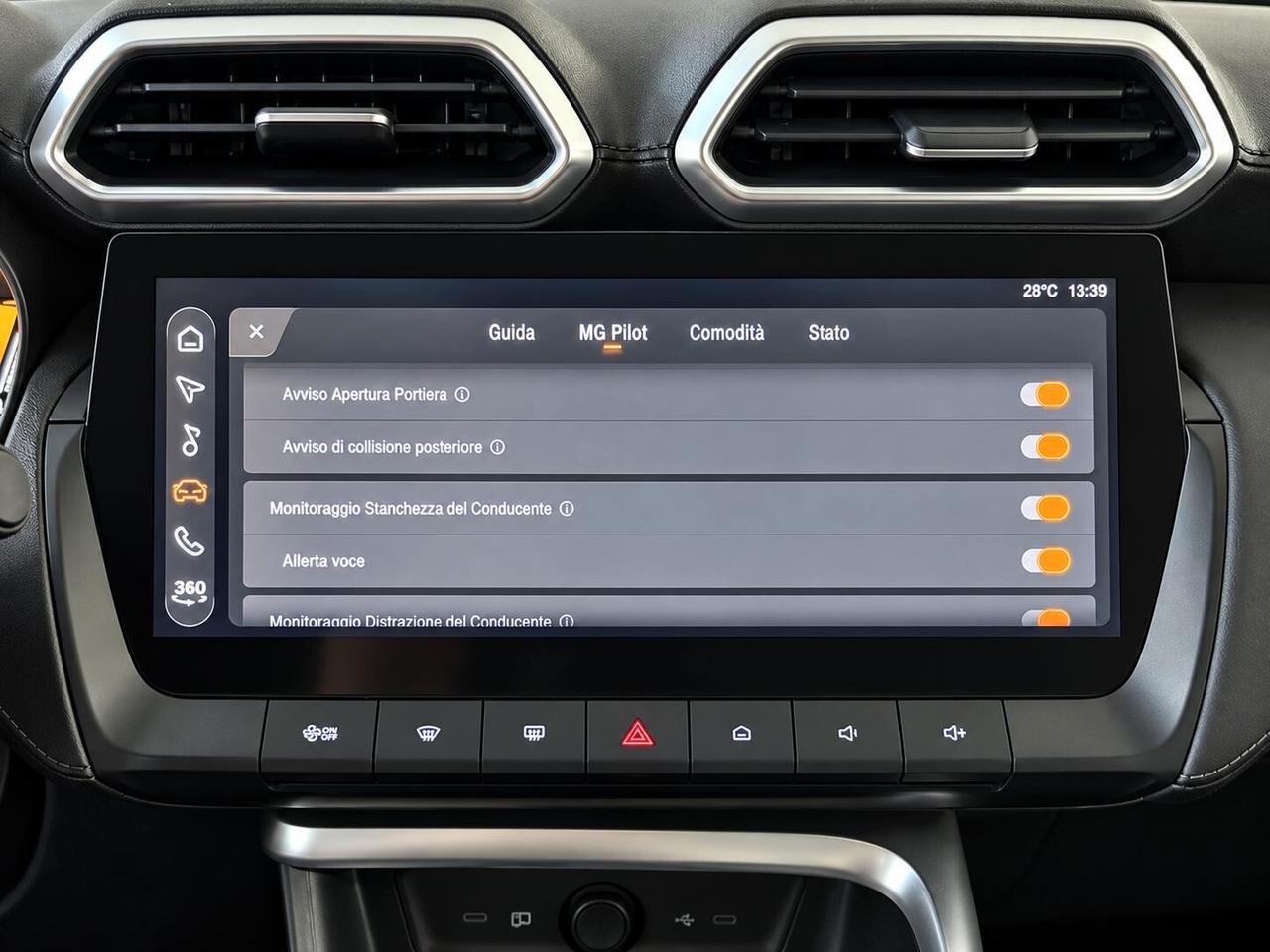 Mg ZS 1.5 Hybrid+ Luxury 102 cv