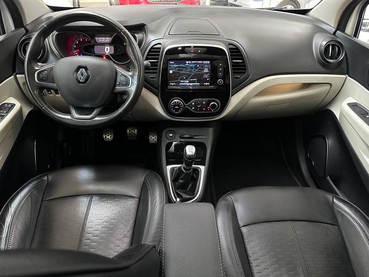 Renault Captur dCi 8V 90 CV EDC Start&Stop Energy Initiale Paris