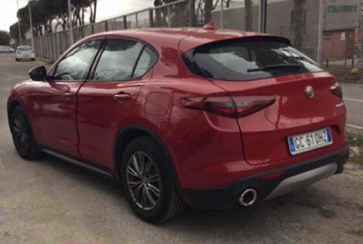Alfa Romeo Stelvio 2.2 Turbodiesel 190 CV AT8 RWD Super