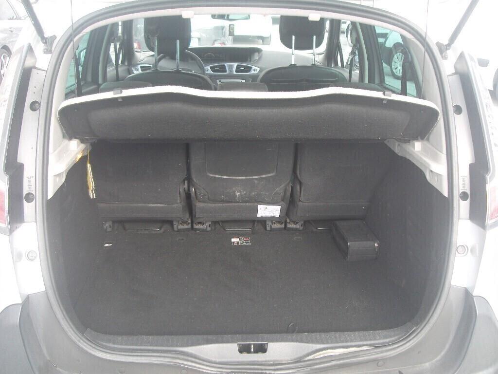 Renault Scenic XMod Cross 1.5 dCi Energy - 2013