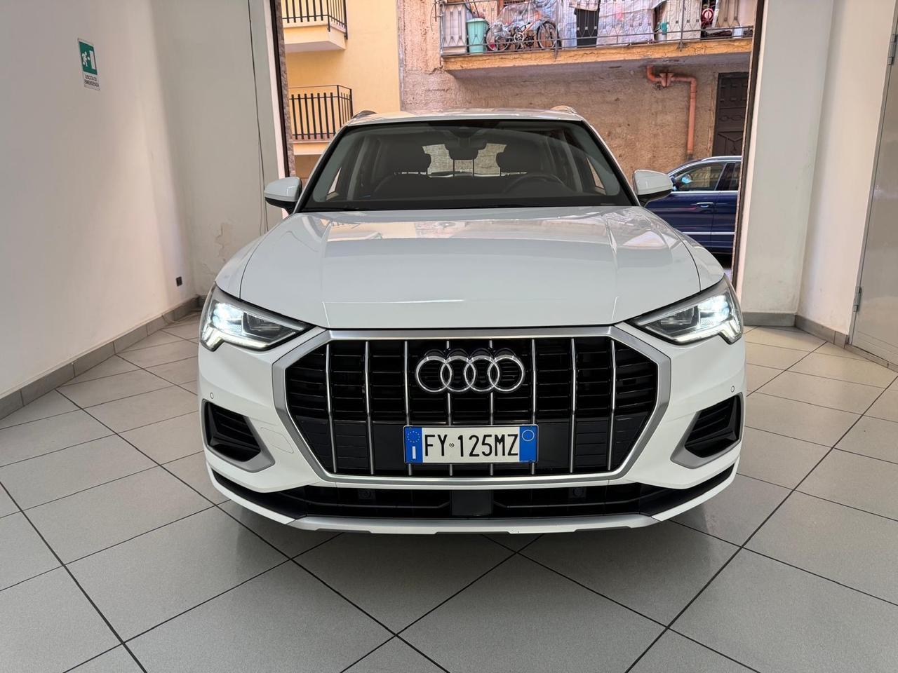 Audi Q3 2.0 35 TDI STronic Business Advanced 150/CV