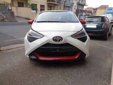 Toyota Aygo Connect 1.0 VVT-i 72 CV x-wave (Finanziabile)