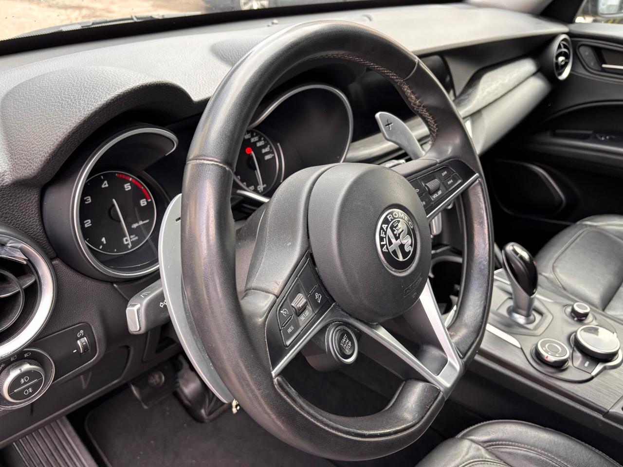 Alfa Romeo Stelvio 2.2 Turbodiesel 180 CV AT8 RWD Super