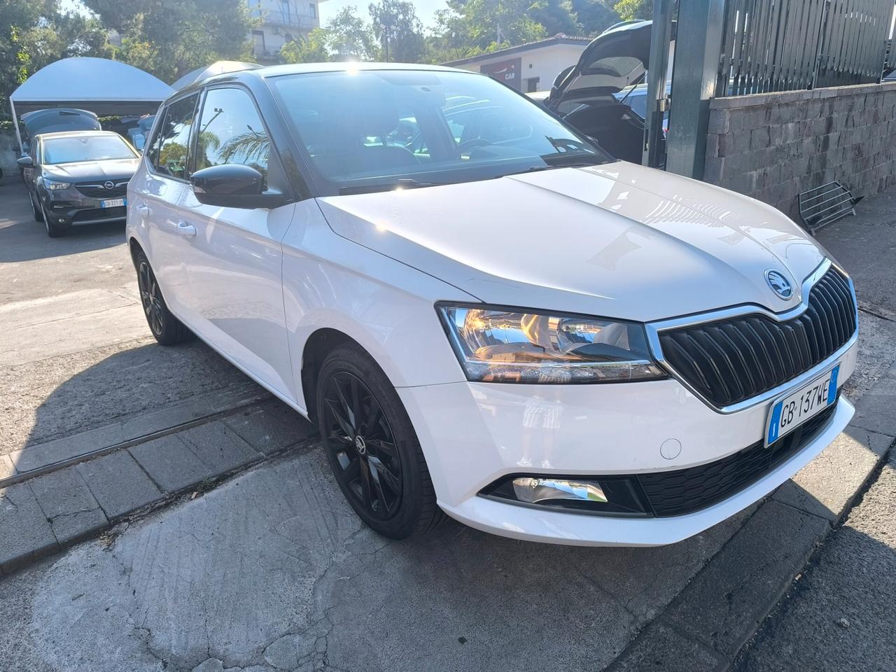 Skoda Fabia 1.0 MPI 60 CV Twin Color Nero