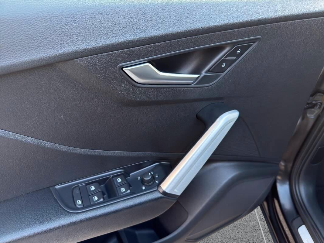 Audi Q2 30 1.6 tdi S line edition s-tronic my19