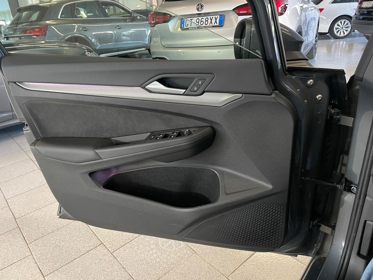 Volkswagen Golf 2.0 TDI 150 CV DSG SCR Style