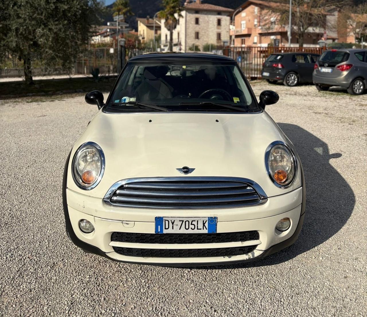 Mini Cooper 1.6 Diesel 2009 SI NEOPATENTATI