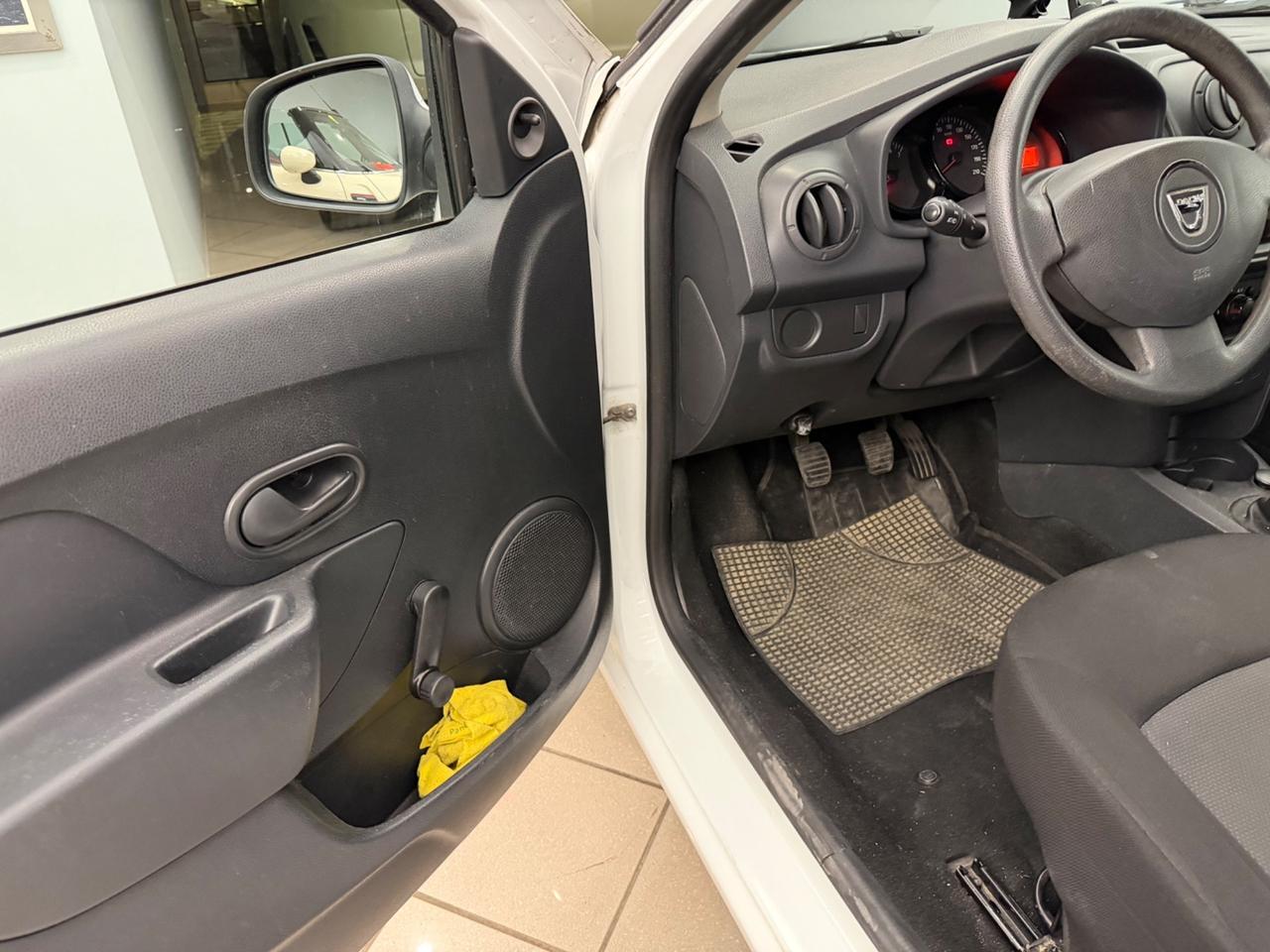 Dacia Sandero 1.2 75CV La Gazzetta dello Sport ok neopatentati