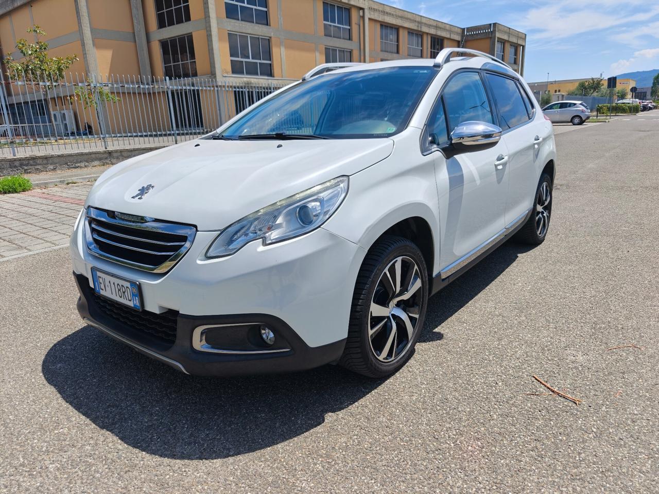 Peugeot 2008 1.6 e-HDi 92 CV Allure